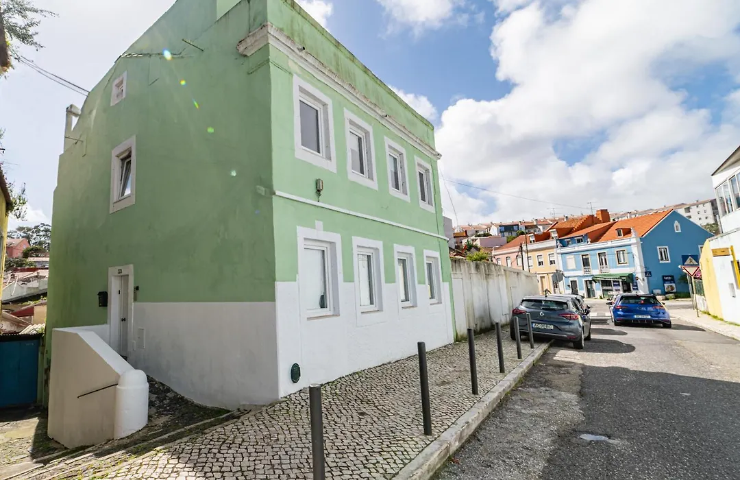 Ajuda Charm Apartment With Garden-1