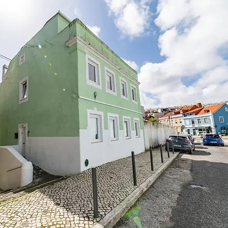 Ajuda Charm Apartment With Garden-3
